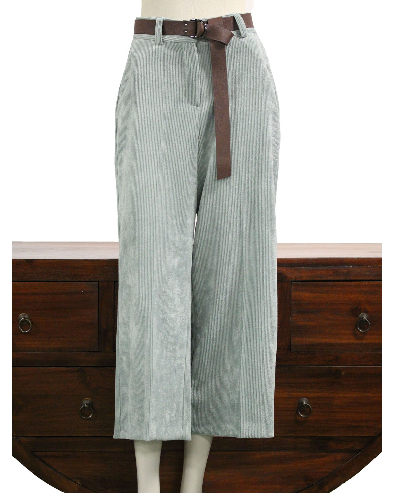 P106.935Couleur:V. Amande                               