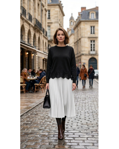 TU (max 42) - Pull Dentelle Uni - 50% visc./30 polye. / 20% polia. Couleur:D. Noir