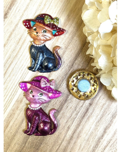 Broche Aimantée Chat à Chapeau et Collier 