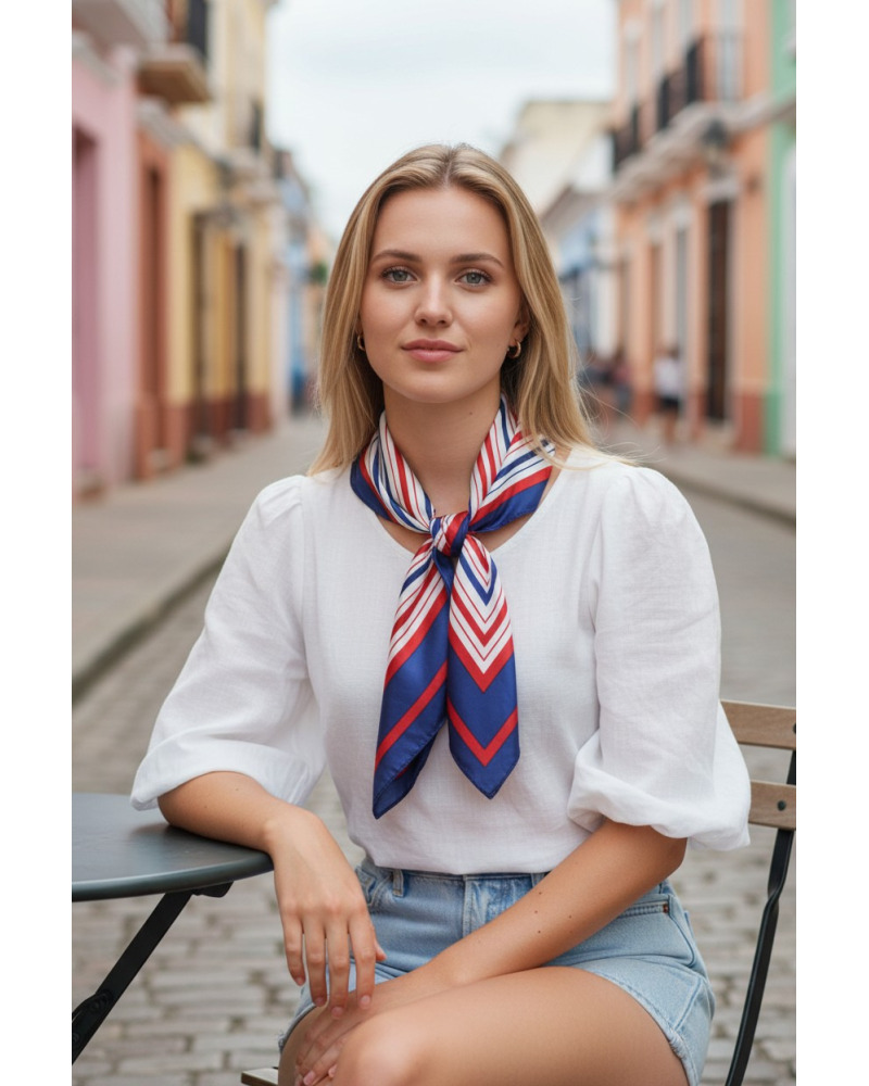 Comment porter un foulard : 5 façons élégantes de le nouer